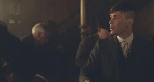 浴血黑帮 第一季,腥风血雨中的家族传奇